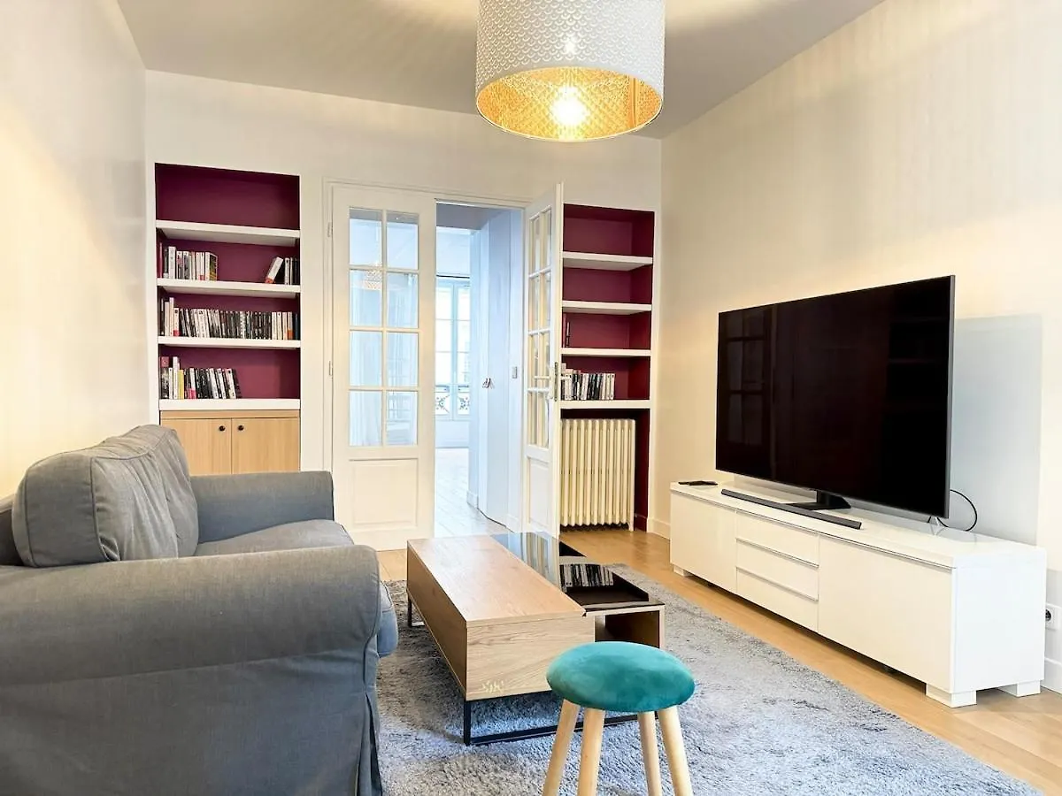 Spacious 4P Apartment Madeleine Department Stores Παρίσι Γαλλία